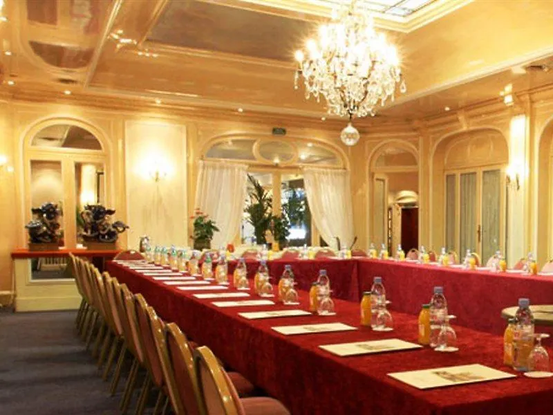 Saint-petersbourg Opera & 4*