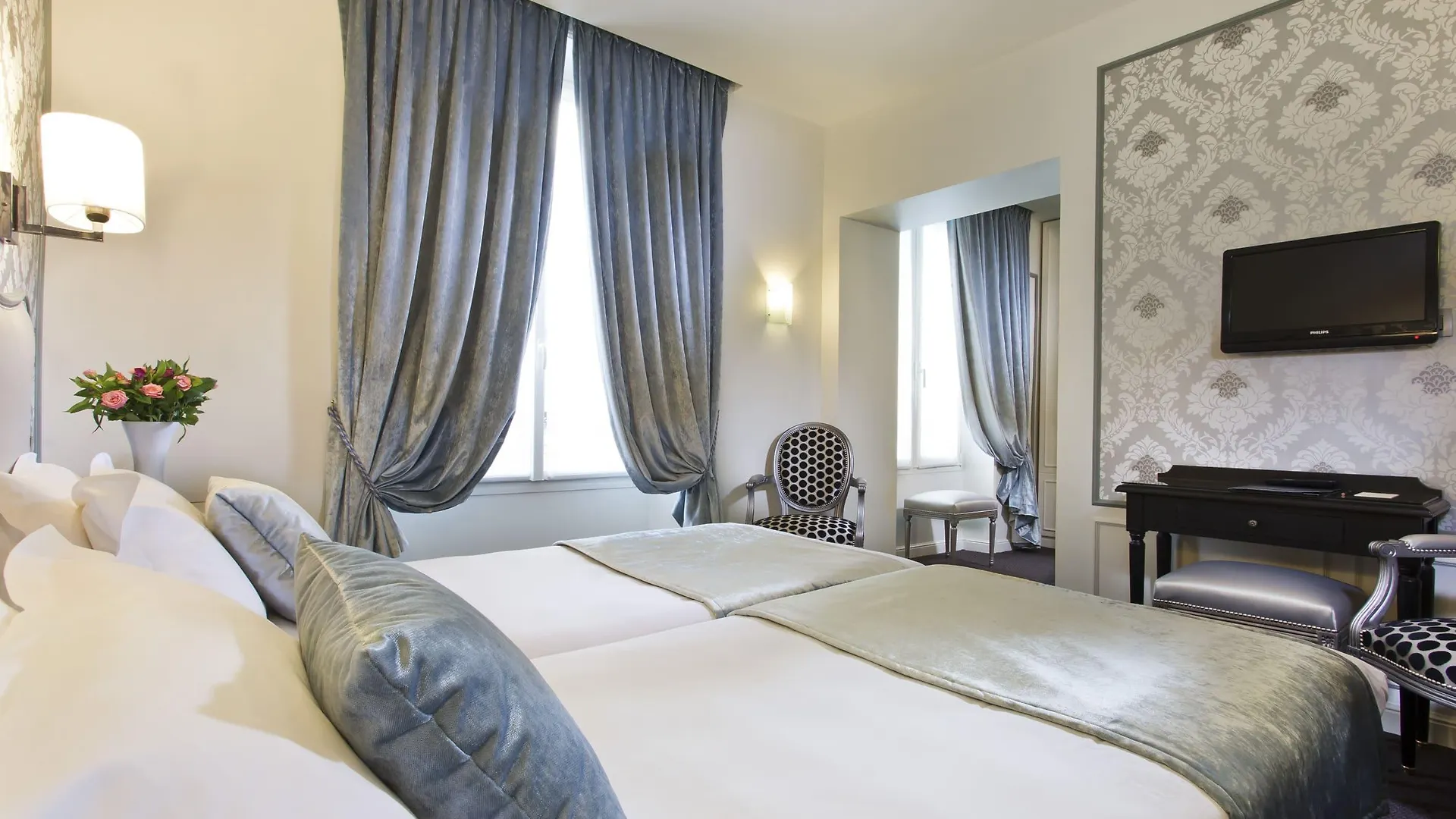 Saint-petersbourg Opera & Hotel 4*