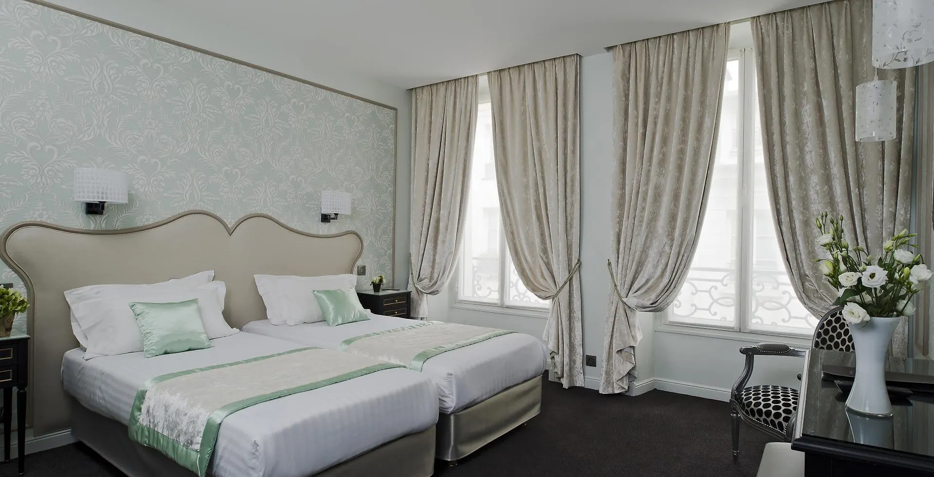 Hotel Saint-petersbourg Opera &