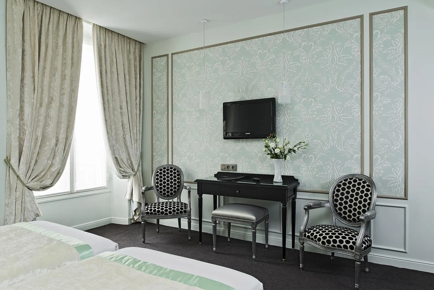 Saint-petersbourg Opera & Hotel 4*