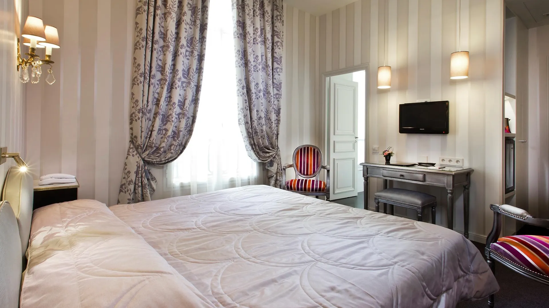 Saint-petersbourg Opera & Hotel