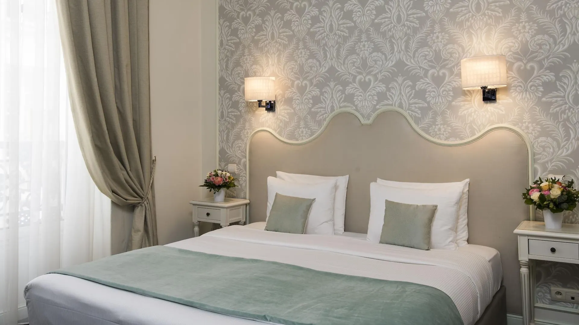 Saint-petersbourg Opera & 4*